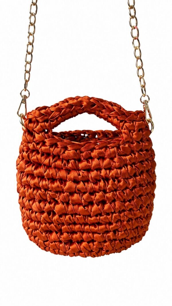 Aura Cordón — Terracota